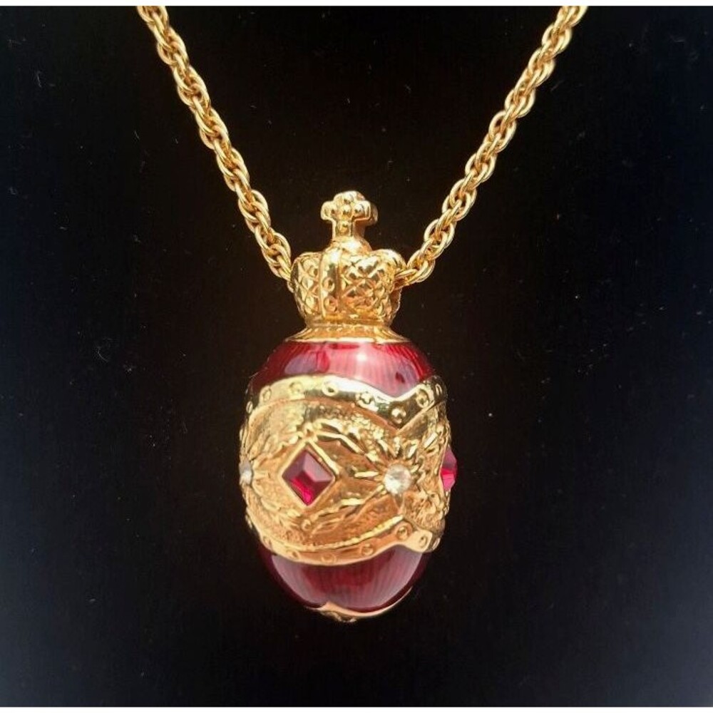 Vintage Joan Rivers Classics Collection Style Red and Gold Egg Pendant Necklace